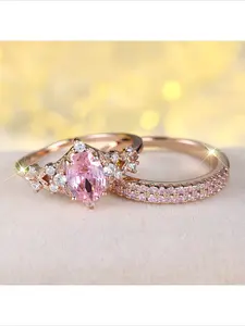 Viral European American Fashion 2 Pieces Rose Gold Full Pink Diamond Cz Ring Set Luxury Elegant Premium Texture Pink Diamond Wedding Band Fine Jewelry For Women