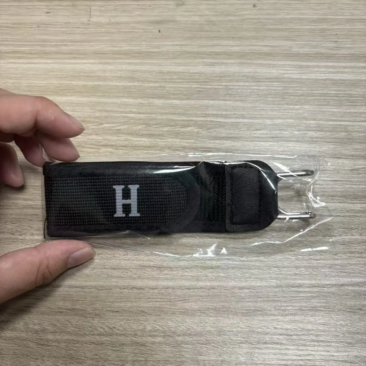 Black belt with logo (1 piece)