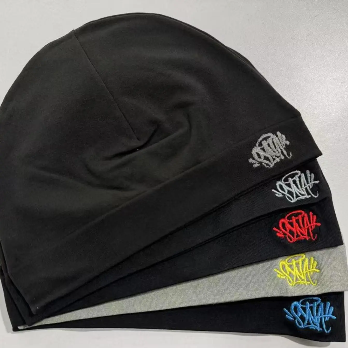 SynaWorld Skull Beanie 2025 - New Unisex Knitted Hat, Quality Y2K Warm Winter Beanie Running Cap for Men & Women