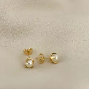 18k Gold Plated Stud Earrings 5mm