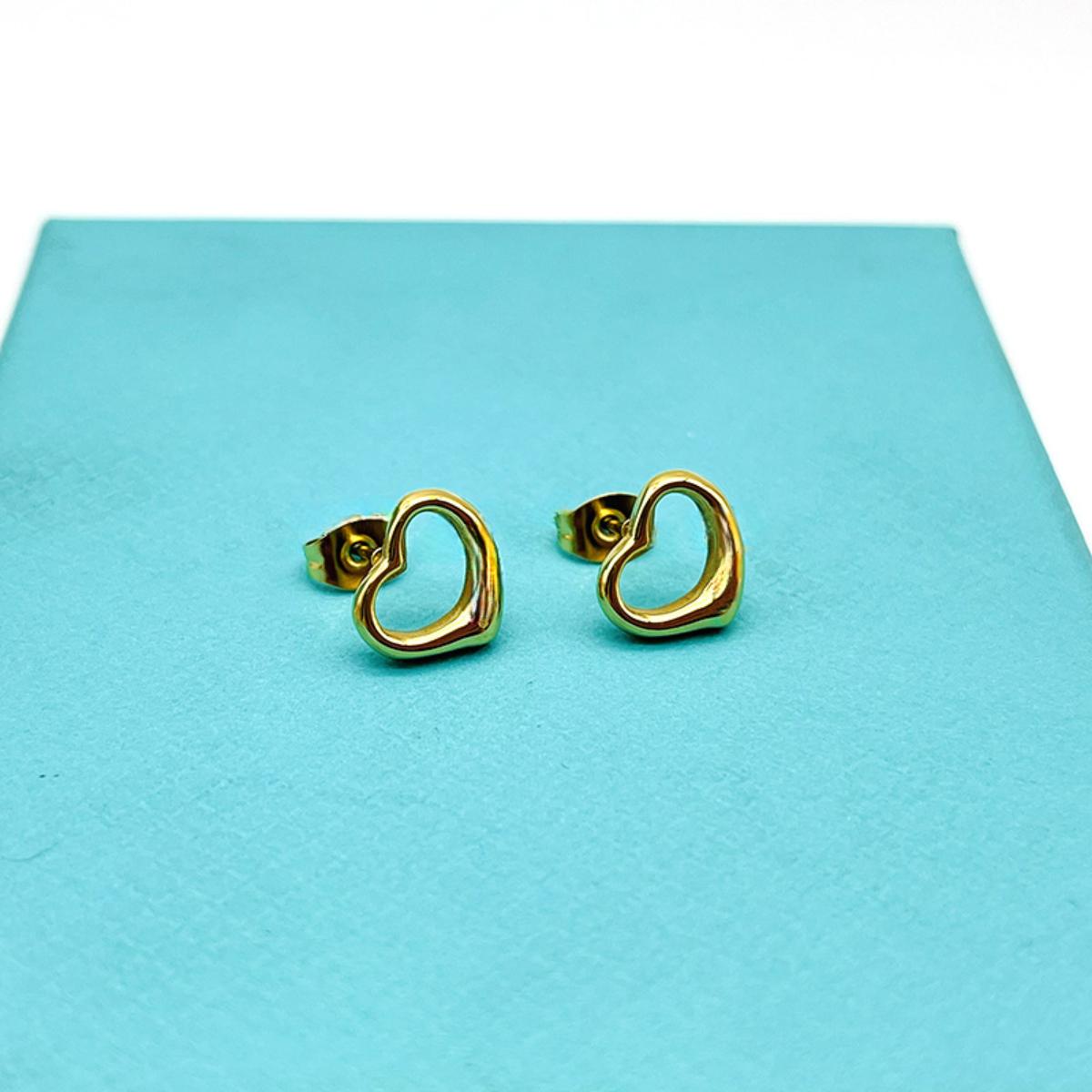 Unique Reversible Heart Stud Earrings for Women, Artistic Double-Sided Enamel Statement Earrings, One-of-a-Kind Ear Accessory for Daily Wear, Trending Jewelry Gift