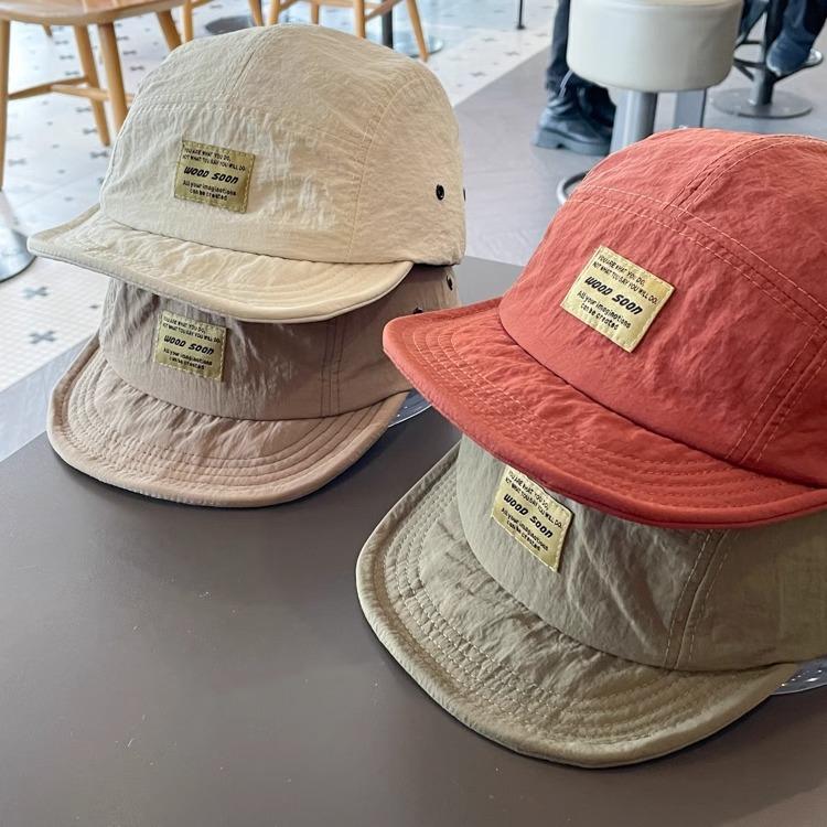 Vintage Japanese Streetwear Snapback Cap | Retro Hip-Hop Duckbill Hat for Men | Breathable Quick-Dry Polyester | Lightweight Non-Stretch Baseball Cap | Urban Fashion Accessory