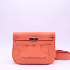 Pre-owned HERMÈS Leather Shoulder Bags Hermes Swift Sac Berline 28 Capucine B21800 twins