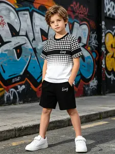 Boys' Checkered Gradient King Letter Short Sleeve + Shorts Set, Luxury Casual Two-Piece, Lightweight and Comfortable