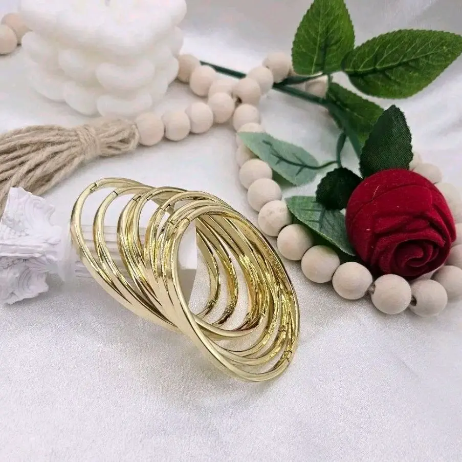 LaYaiBoutique #2536 — Set of 7 Oval Hinged Bangles, 14K Gold-Filled (High Quality)