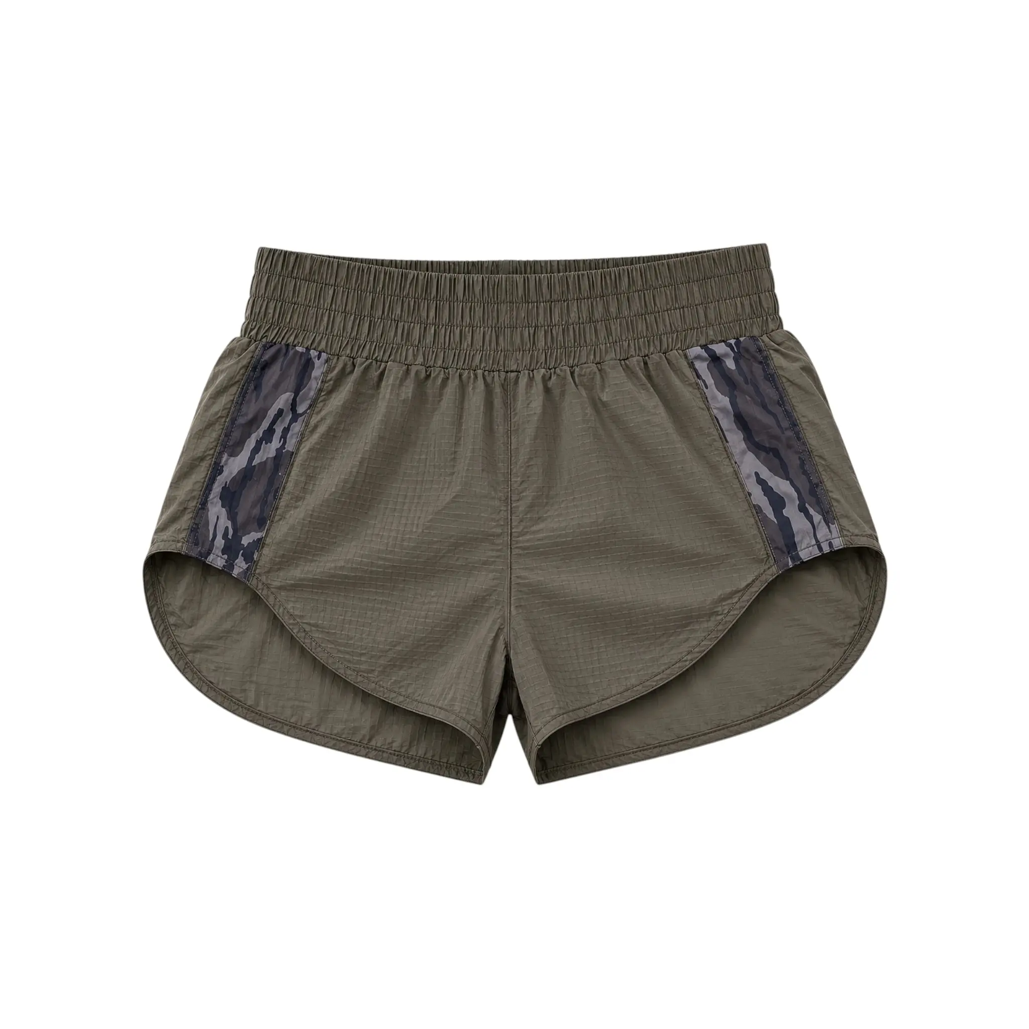 trail runner short || olive & mossy oak bottomland (womens)