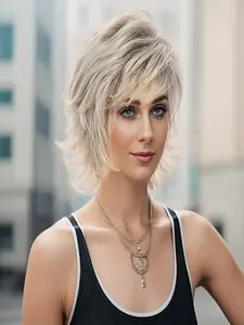 Gradient Gold Short Wig with Bangs, 8 Inch Curly Hair, Synthetic Fiber, High Temperature Silk Head Cover, Fashion Highlights, All Seasons, Pre Cut Wigs