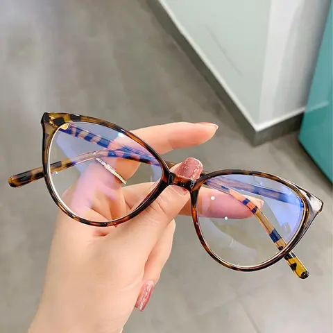 Tortoiseshell Eyeglasses for Men and Women, 1 Piece Trendy Frames Casual Stylish Glasses Fashion Eyewear Trending Glasses Fashion Cat Eye Frame Eyeglasses with Anti-blue Light No-slip Eyeglass for Everyday Use, Fashion Accessory