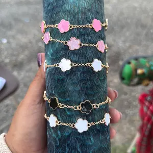 Women's Bracelet, Dainty Fashion Accessory for Daily Wear