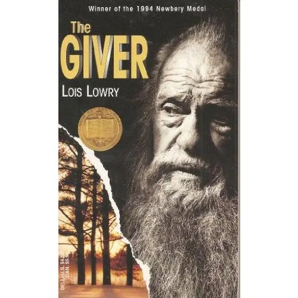 USED Book - The Giver by Lois Lowry (Paperback) - english