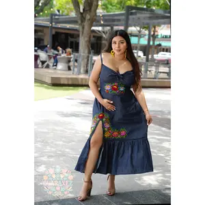 Ara Embroidered Mexican Dress - Elegant Design with Floral Detail, Perfect for Special Occasions