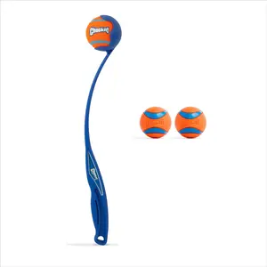 Chuckit! Sport 18M Launcher with Ultra Ball Medium 3 Pack - Ergonomic Handle & Hands-Free Pickup for Enhanced Dog Playtime