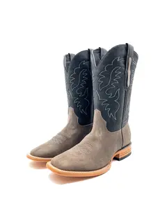 Cowboy Boot in Gray Rough Out