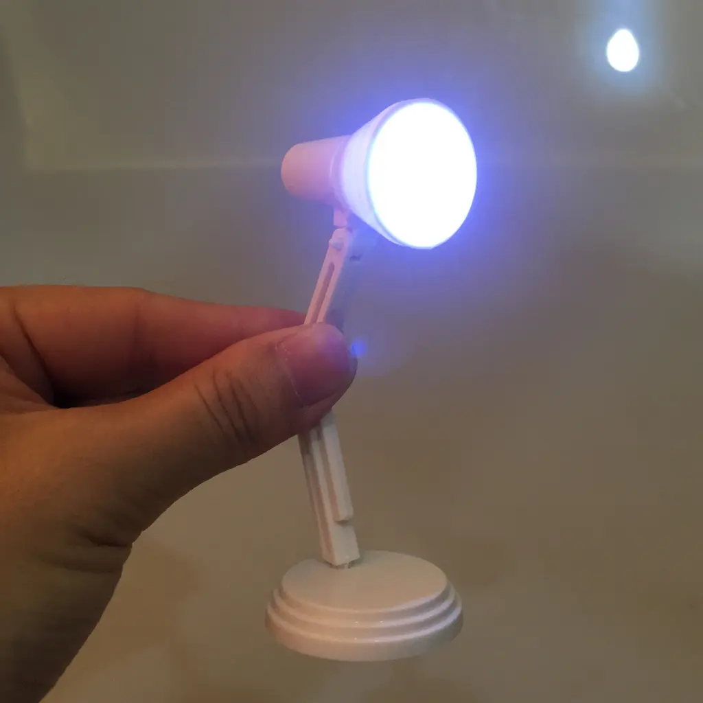 1/6 Scale White LED Desk Lamp Model Furniture for   BJD Dollhouse Accessory Kids Pretend Play Toy