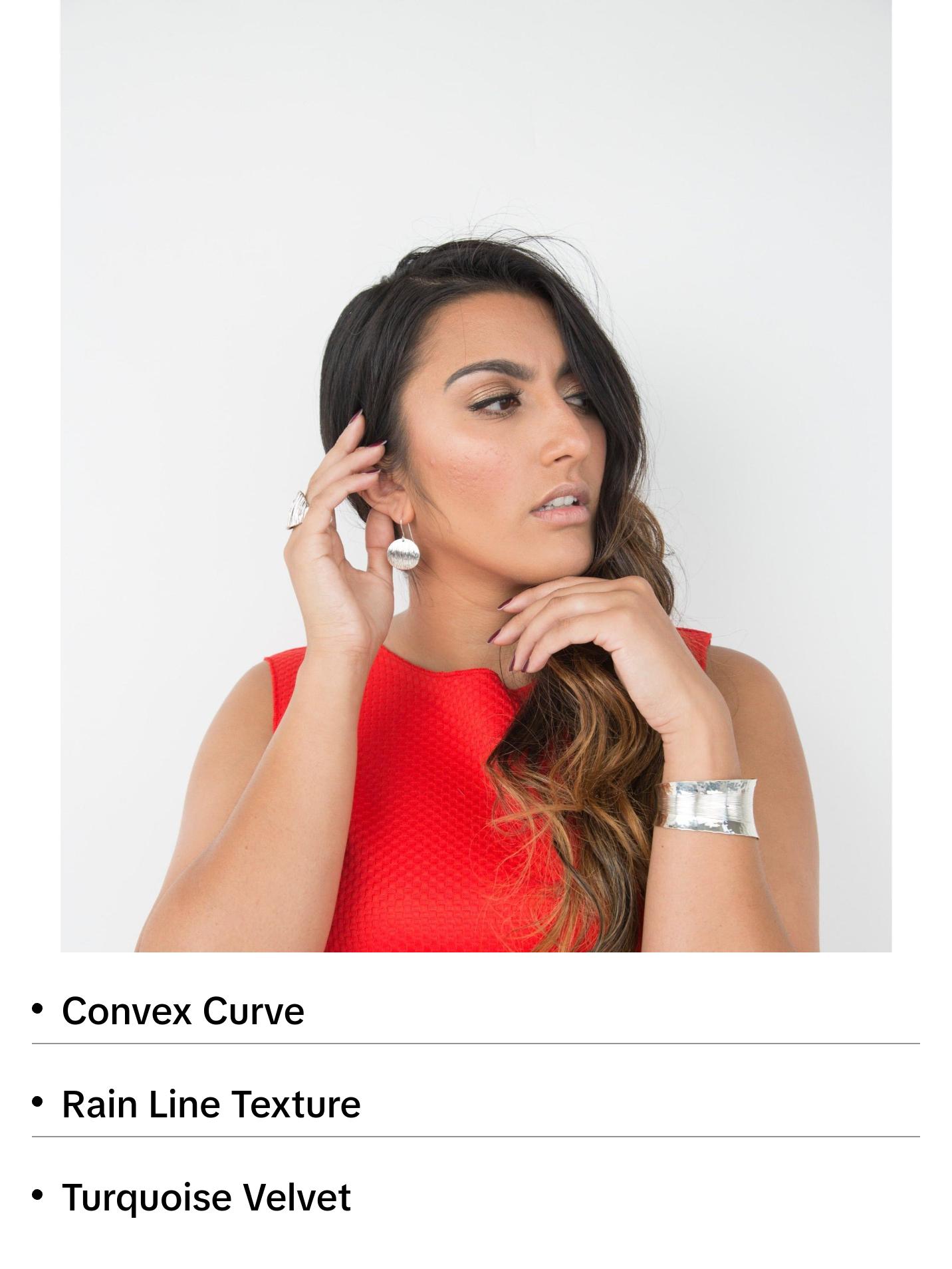 Round Lined Silver Disk Earrings