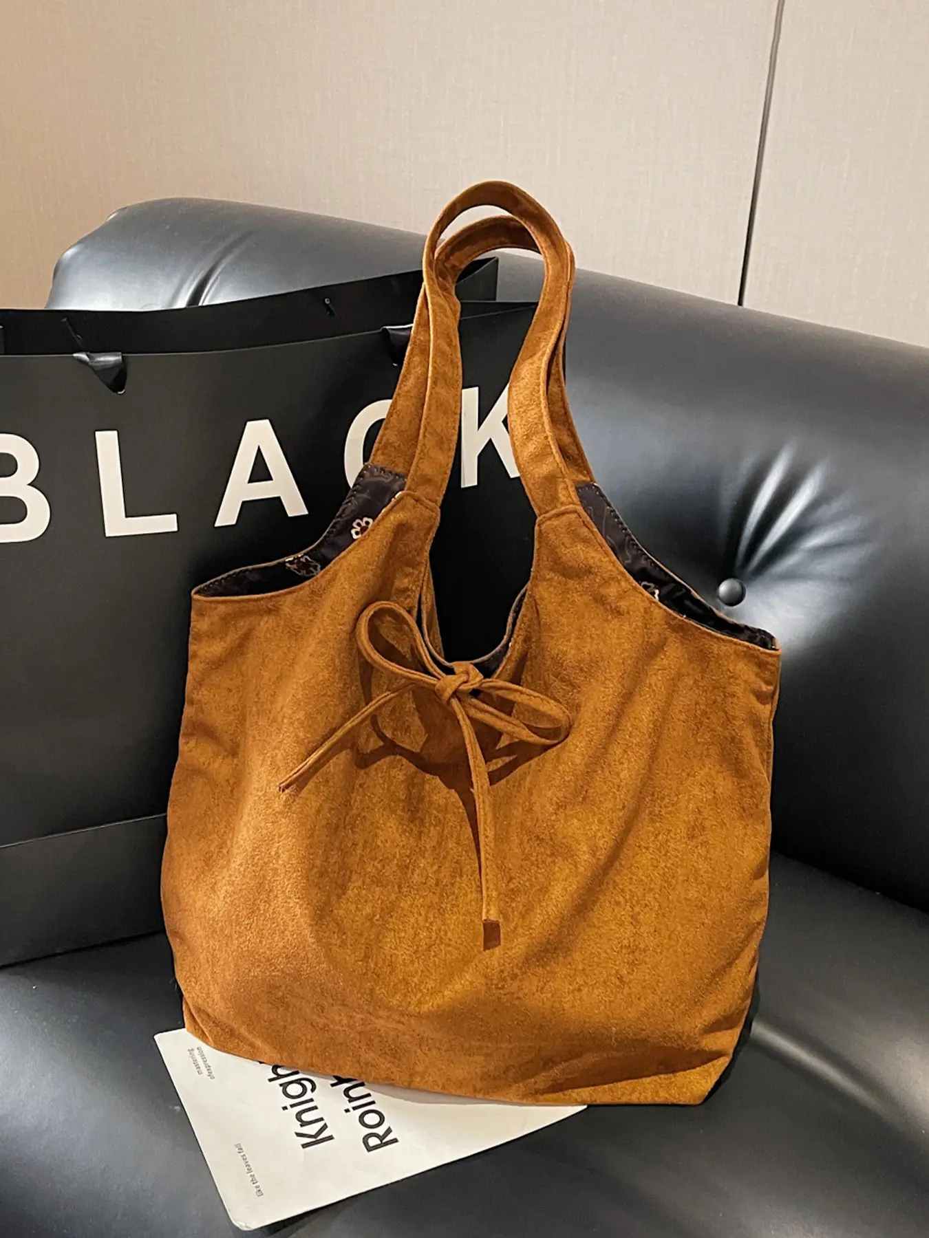 1pc Ladies' vintage brown suede lazy tote bag, large capacity front strap shoulder bag with lining design, double-sided usable, bohemian style casual daily handbag, suitable for work, school, shopping and commuting use