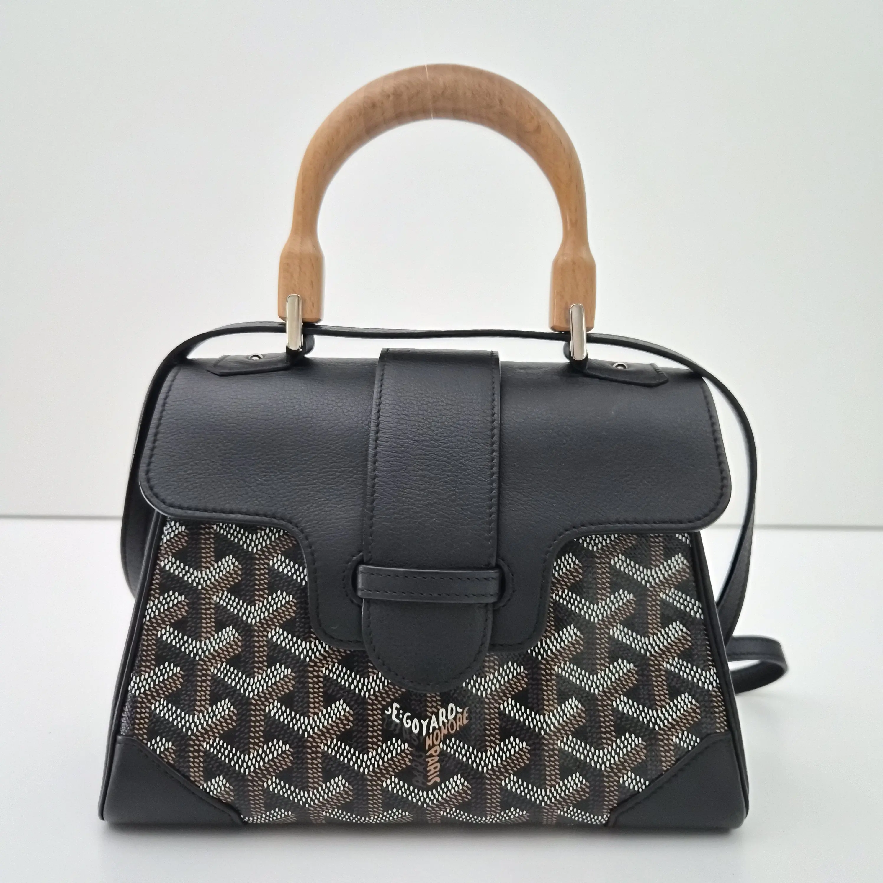 Pre-owned Goyard Leather Crossbody Bags Goyardine Mini Saigon Black
