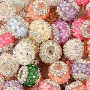 Scoop fancy beads