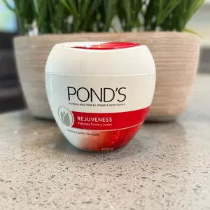 Ponds Rejuveness Cream - Moisturizing Formula for Skin Renewal - 400 ml - Moisturizers, Skincare