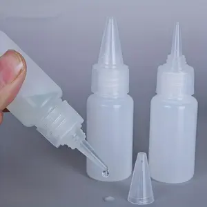 30ML Semi Transparent Pointed Nose Bottle, 5 Counts Soft Bottle Body Sealing Bottle, Dispensing Bottle, Suitable for Various Liquid Dispensing Bottles, Organiser