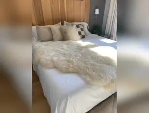 Plush Quad (4-Pelt) Ivory Sheepskin