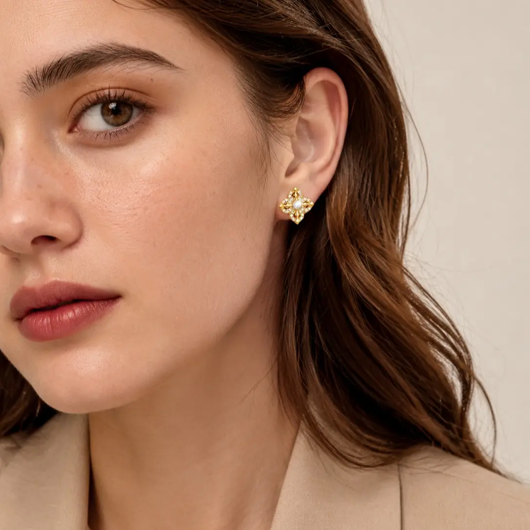 KRISPACE Flower-shaped cubic dermal miniature earrings, women's gold jewelry, suitable for body piercings and as a gift. Suitable for tragus, auricle, ear cartilage, and ear canal piercings.