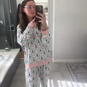 Product Review of Holiday Forest Print Loungewear Set Womens Tree Bow Pajama Set Long Sleeve Top Jogger Pants Soft Cozy Knit New Year Valentines Day All Season Sleepwear from m**g