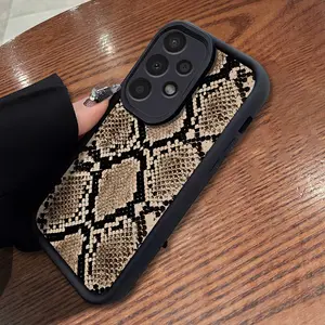 Vintage Fashion Snake Pattern Mobile Phone Case for Galaxy A01/A02S/A03/A03s/A05/A10s/A11/A12/A13/A14 5G/A15 4G/A20s/A21s/A22/A23/A30s/A31/A32/A34/A50/A51/A52/A52s 5G/A53 5G/A54 5G/A70/A71/A72/A73 5G/S20/S21/S22 5G/S22+ 5G/S22 Ultra 5G/S23/S23+