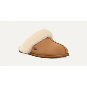 UGG™ Scuffette II Chestnut Women's House Slipper
