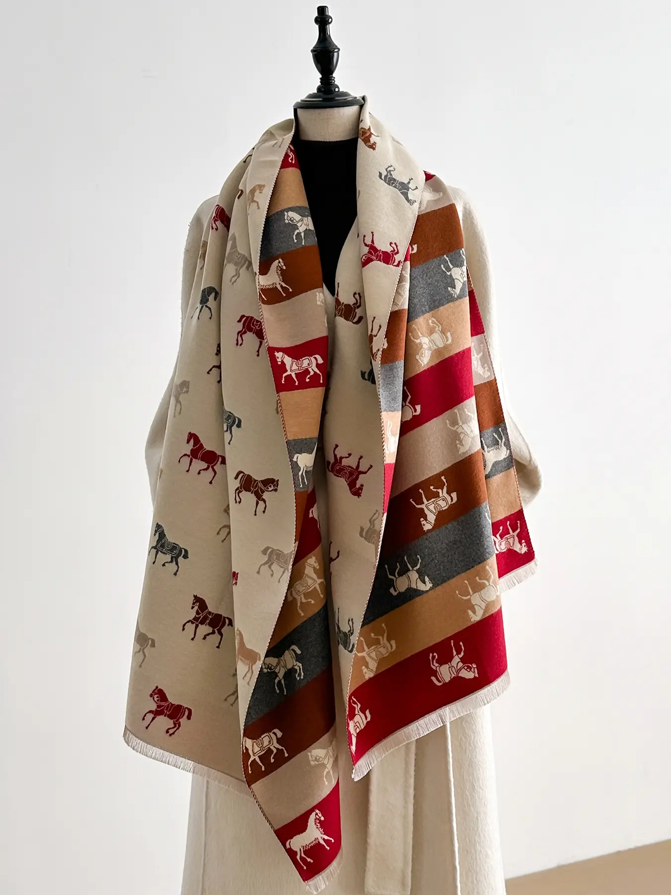 Women's Fall Winter Elegant Vintage Warm Horse Print Shawl, Fitted Fashion Accessory for Casual & Formal, Neck Scarf, Shawls for Evening Dresses