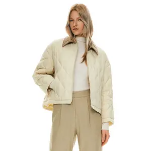 Orolay Women's Lightweight Quilted Puffer Jacket, Cropped Down Coat with Zip Up, Corduroy Collar, and Adjustable Hem for Fall and Winter Outdoor