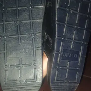 Velour Sandals for Men and Women – Remastered Comfort Slides with Plush Velour Upper, Adjustable Straps, Arch Support & Slip-Resistant Sole, Ideal for Wide or Narrow Feet, Premium Indoor/Outdoor Footwear Shoe Walking Shoes