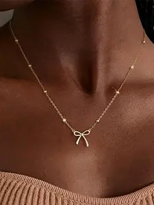 Bow Necklace for Women Dainty Gold Necklace Cute Bow Small Pendant Choker Chain Necklace Trendy Necklace Jewelry Gifts to Birthday Anniversary Valentines Day Mothers Christmas Gifts Stocking Stuffers for Women Girls