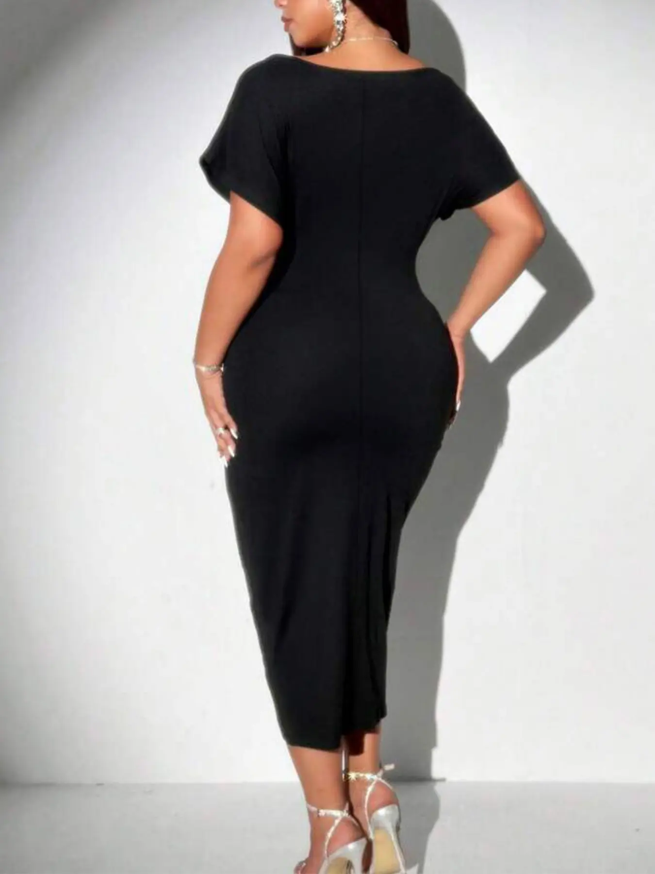 Plus-Size1 Piece Black Batwing Sleeve Ruched Midi Dress, Elegant Party Style, Stretchy Slim-Fit Plus-Size1 Piece Black Batwing Sleeve Ruched Midi Dress, Elegant Party Style, Stretchy Slim-Fit