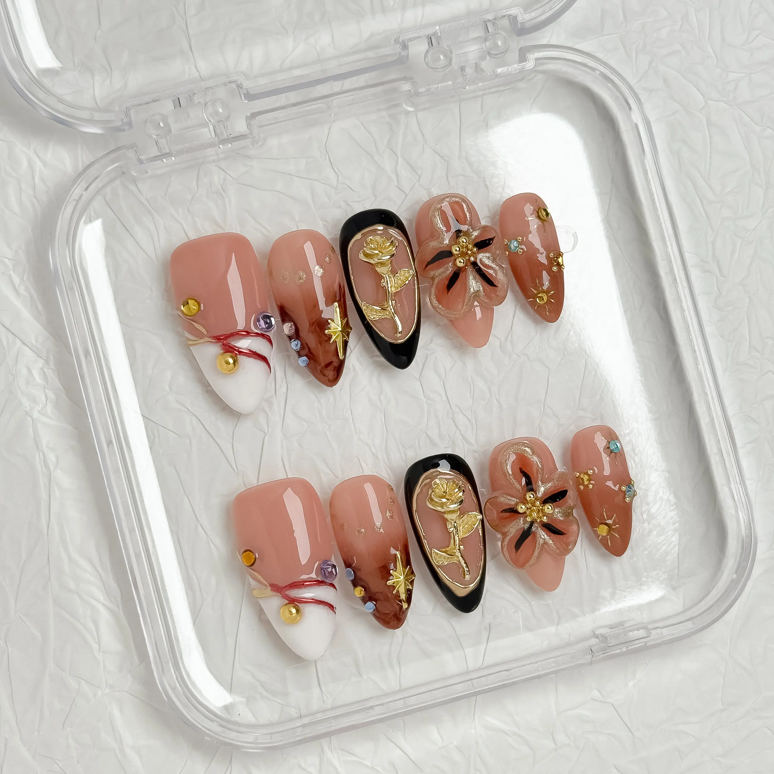 NailPopz GOLDEN REVERIE - 100% Handmade 3D Press-On Nails | Durable, Reusable, and Salon-Grade Finish