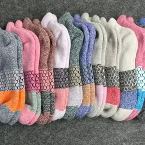 1,3,5 Pairs BB Ankle Socks for Women, Men | Multi Colors Unisex Running Socks, Seamless Toe, Compression Socks | Unisex Size S M L
