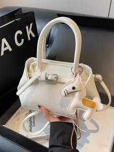 Elegant Lightweight Women's Crossbody Bag, Solid Pattern, Contemporary Style, All Seasons, New 2026 Model, High-End Feel