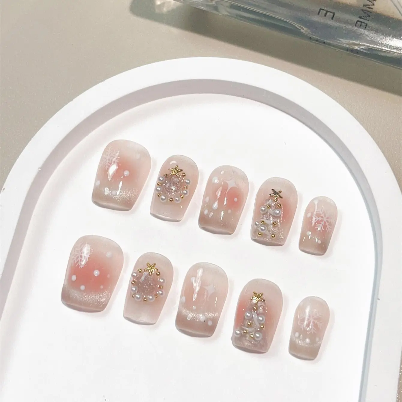 Nailrosy 10Pcs Handmade Short Coffin Press-On Nails, Golden Multicolor Acrylic Supplies for DIY Nail Art, Reusable Y2K Cute Manicure, 2026 Designs for Women