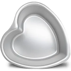 6 3 Inch Heart Shape Anodized Aluminum Cake Baking Pan for Wedding Birthday and Other Occasions Silver