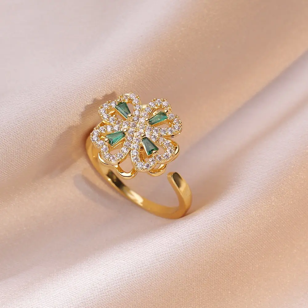 J0208 Green Ring