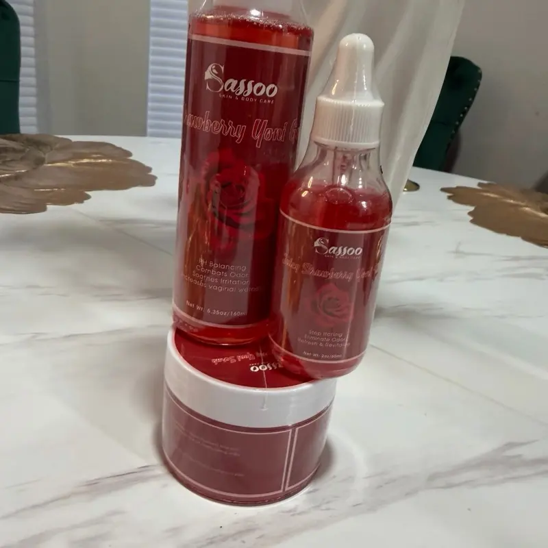 Sassoo Juicy Strawberry Rose Body Care Set – Body Mist, Body Oil & Body Scrub