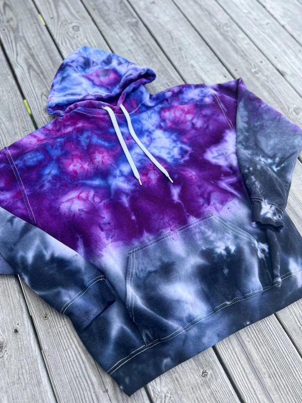 Galaxy Ombré Ice Dye- Lilac to Black Fade Soft Fleece Lined Casual Pullover for Men Women