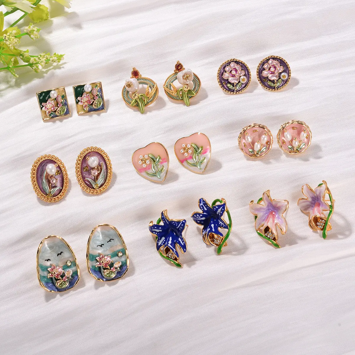 French flower earrings oil painting enamel color retro style stud earrings 2024 new temperament Monet garden earrings wholesale