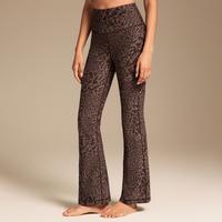 31" Ultra High-Waist Flare Leggings