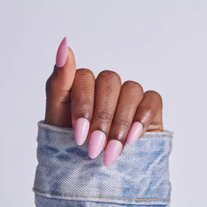 KISS CORE Color Press On Glue Nails - Lilt