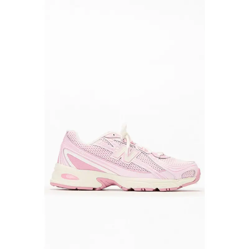 New Balance Women's Pink 740 Sneakers - Multicolor