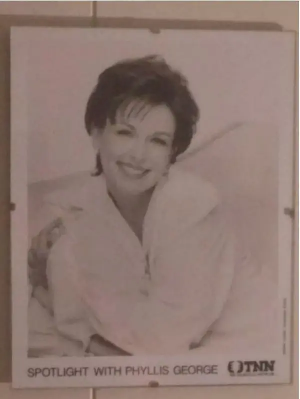 Spotlight with Phyllis George 8 x 10 Photograph and Frame
