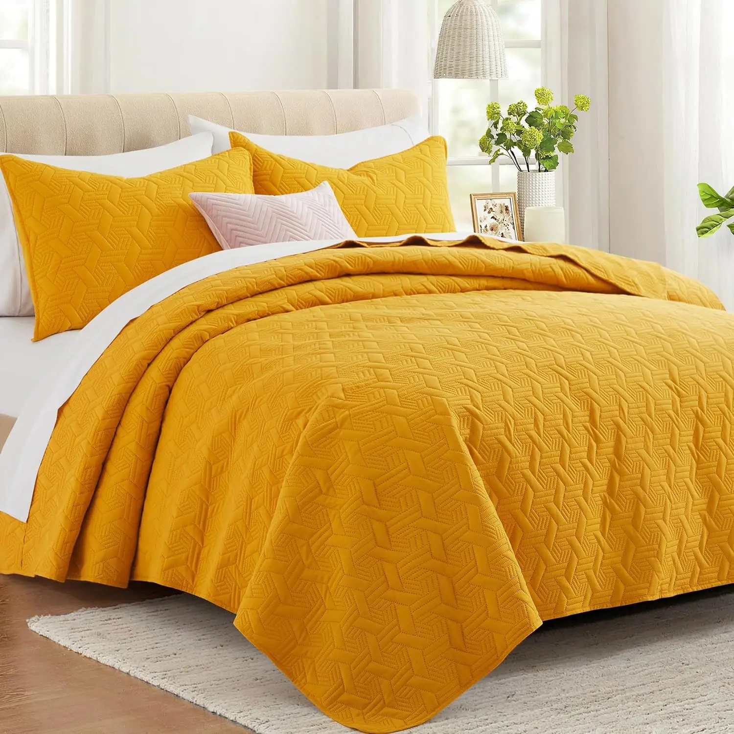 Mustard Yellow Quilt Cal/California King Size, Summer Thin Microfiber Quilted Bedspread  Coverlet, Lightweight Comforter for Seasons - 3(1 Quilt, 2 Pillow Shams)