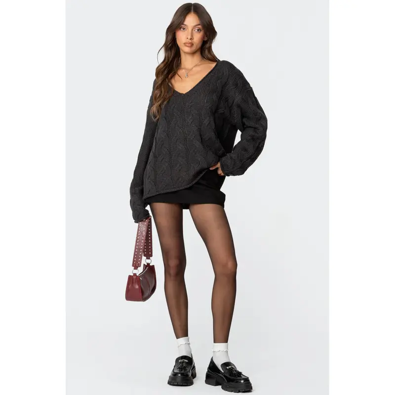 Inga Oversized Cable Knit Sweater - TikTok Shop display picture 1