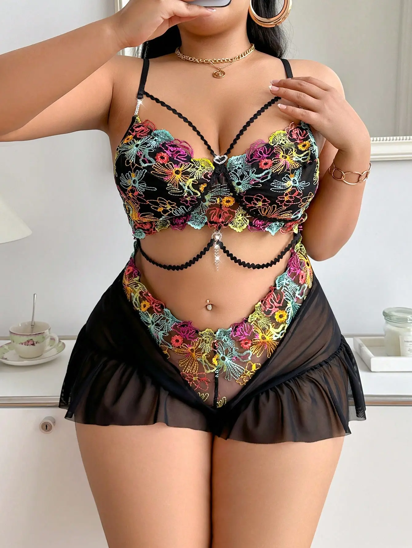 Plus Size Women's Embroidered Floral Valentine's Day Pajamas Set, Sexy Sleeveless Fitted Homewear, All Seasons Comfortable Sleepwear Loungewear Womenswear